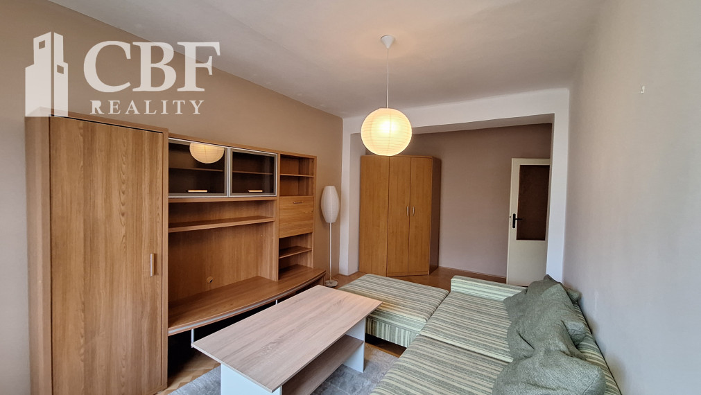 1-IZBOVÝ BYT S BALKÓNOM NA PRENÁJOM