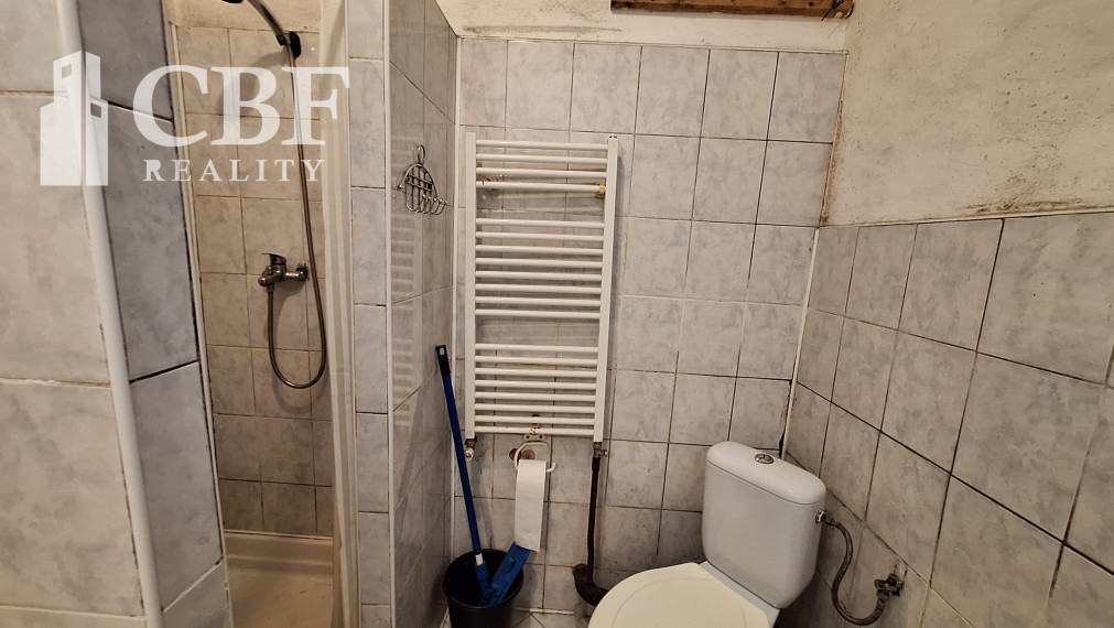 RODINNÝ DOM NA PREDAJ V MESTE ROŽŇAVA