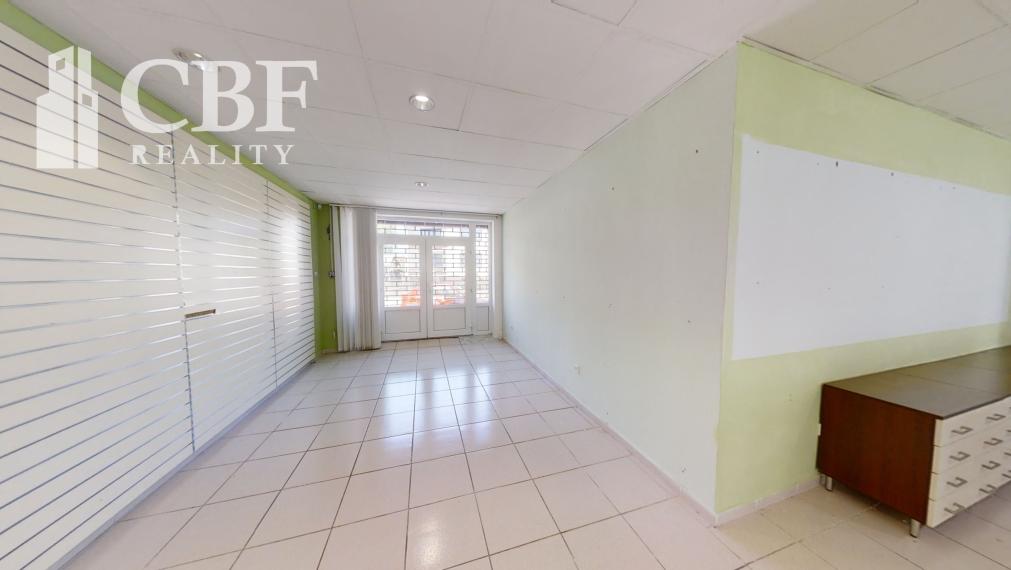 Reprezentatívna administratívna budova na predaj–Poprad Veľká