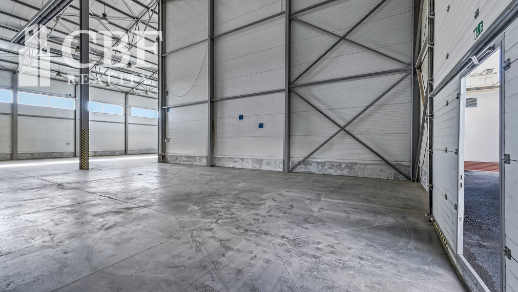 SKLAD /VÝROBNÝ PRIESTOR 636 m², MATEJOVCE – PRIEMYSELNÁ ZÓNA