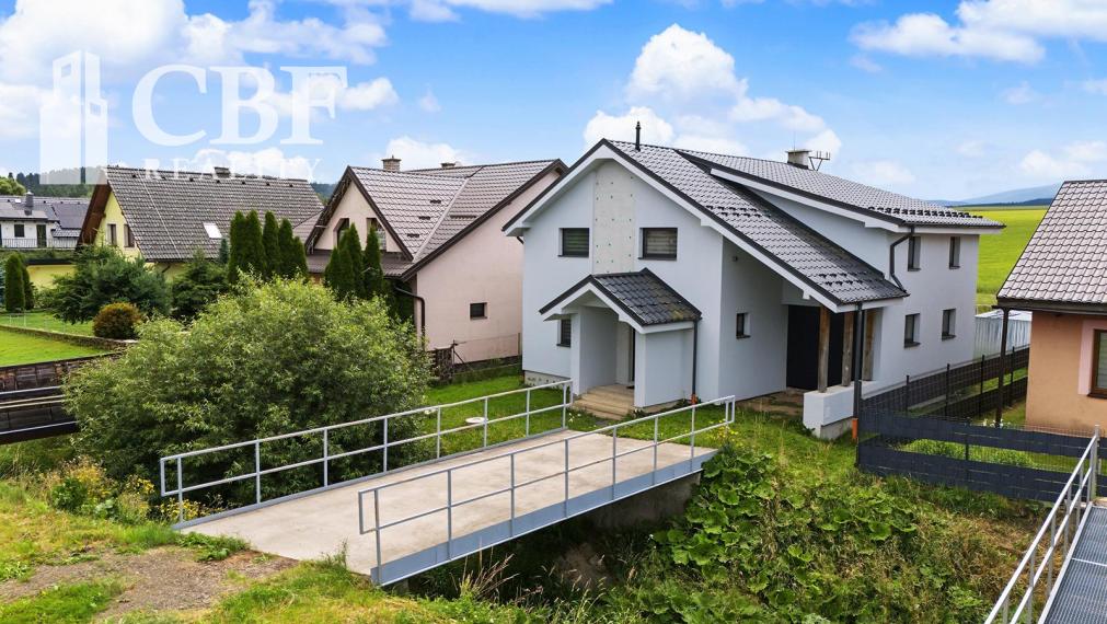 190 m² pod Tatrami: moderný 5-izbový dom v Štrbe