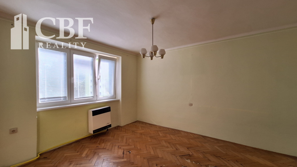 3-iZBOVÝ BYT S BALKÓNOM NA PREDAJ !