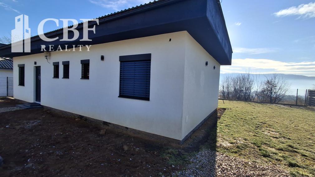 NOVOSTAVBA RODINNÉHO DOMU NA PREDAJ !