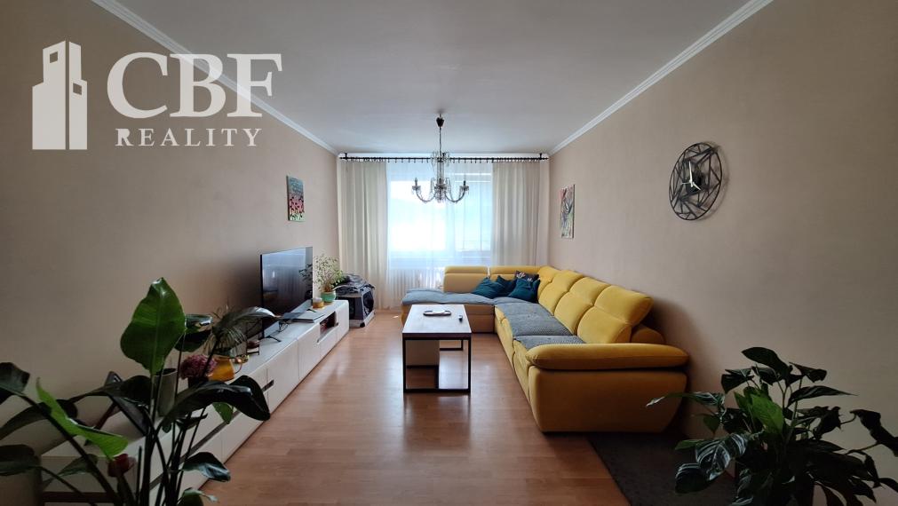 3-IZBOVÝ BYT S BALKÓNOM NA PREDAJ !