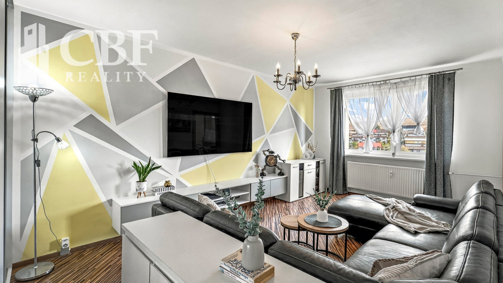 PRIESTRANNÝ 3i BYT PO REKONŠTRUKCII S LODŽIOU | 75 m², KEŽMAROK