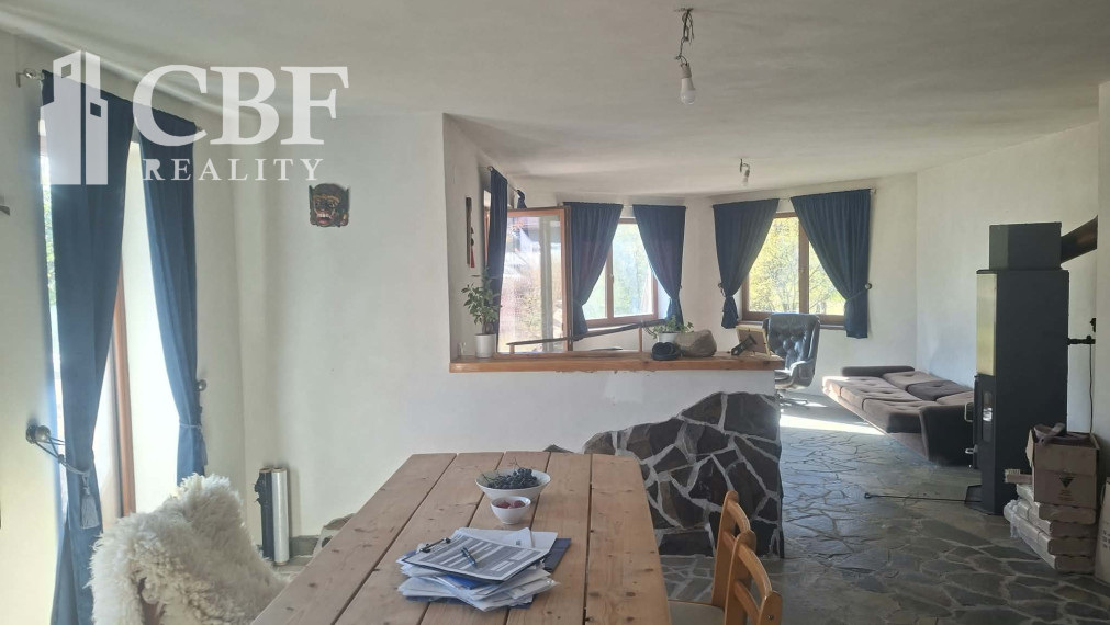 NA PREDAJ DVOJPODLAŽNÝ RODINNÝ DOM V BETLIARI