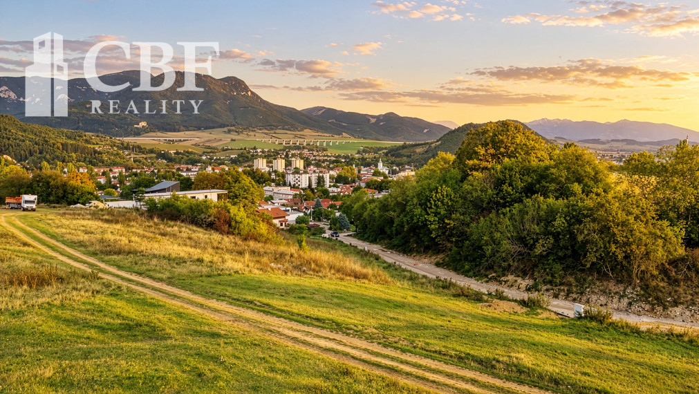 Stavebný pozemok na predaj - Ružomberok - Nad dielcom