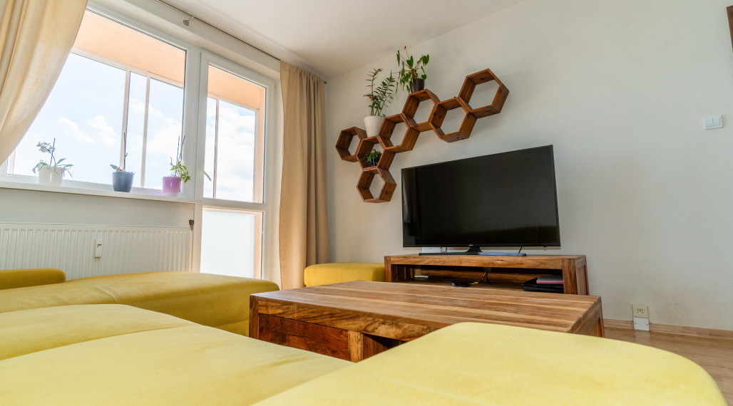 PREDANÉ /  3i byt so zaskleným balkónom Poprad