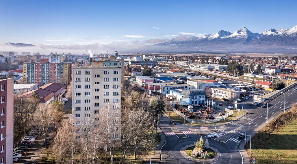 PREDANÉ / 1i byt v blízkosti centra Popradu aj Vysokých Tatier