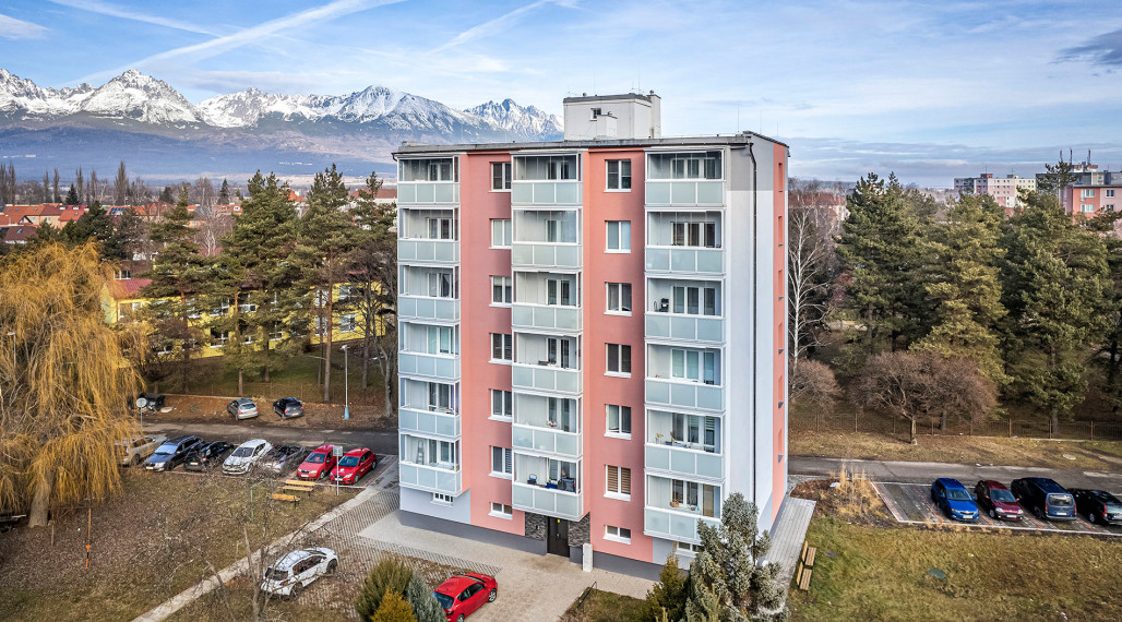 PREDANÉ / Predaj 2i byt v skvelej lokalite plnej zelene Svit