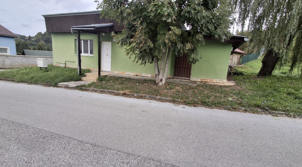 PREDAJ NEHNUTEĽNOSTI NA SÍDLISKU PODRÁKOŠ V ROŽŇAVE !