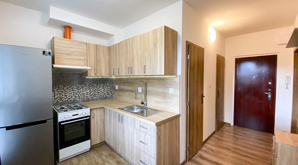 1-izbový byt po rekonštrukcii, s balkónom NA PRENÁJOM