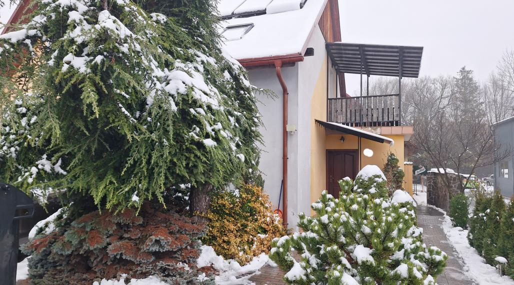 ZABEHNUTÉ UBYTOVANIE A BOWLING BAR NA PREDAJ !