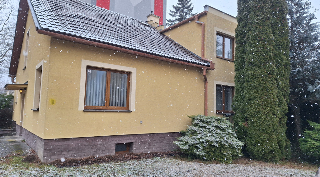 RODINNÝ DOM NA PREDAJ ROŽŇAVA !