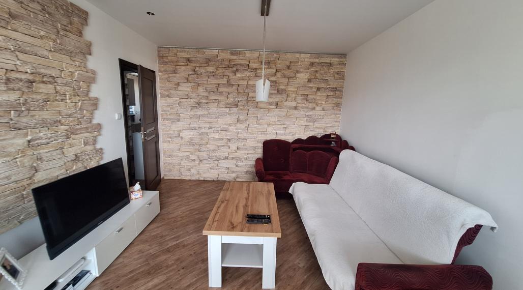 3-IZBOVÝ BYT S BALKÓNOM NA PREDAJ