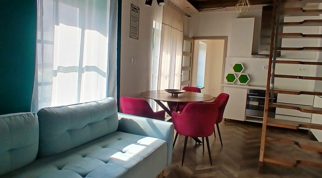 Na prenájom 3-izbový mezonet s terasou v tichej lokalite