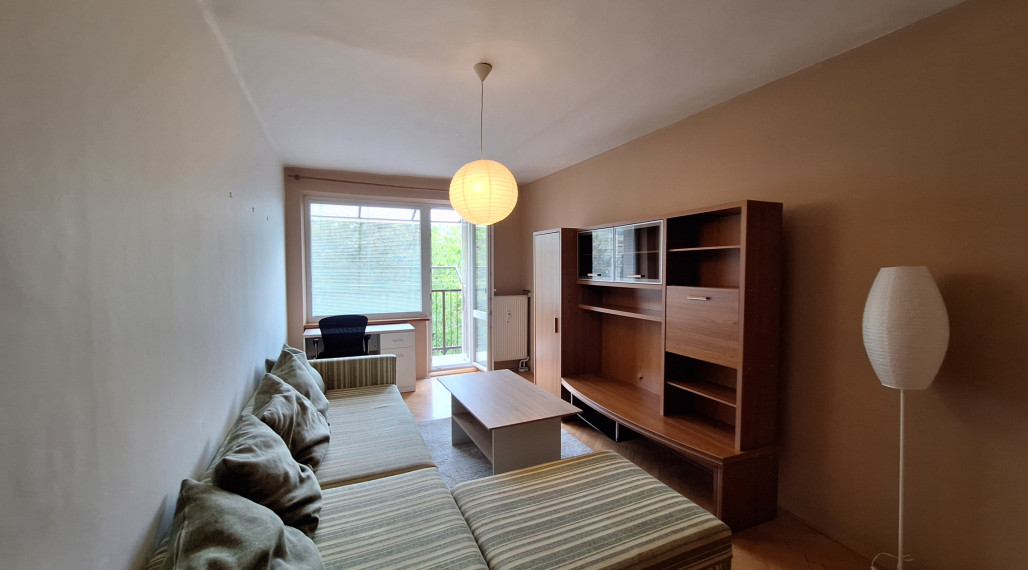 1-IZBOVÝ BYT S BALKÓNOM NA PRENÁJOM