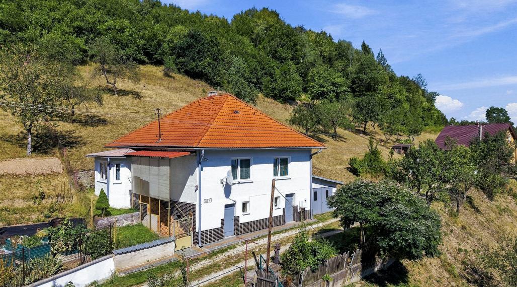 Rodinný dom s rozľahlým pozemkom v srdci prírody – Gelnica