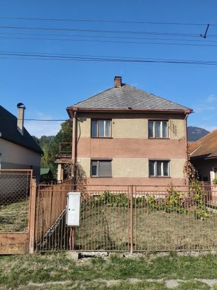 Rodinný dom v obci Lisková pri Ružomberku – na rekonštrukciu