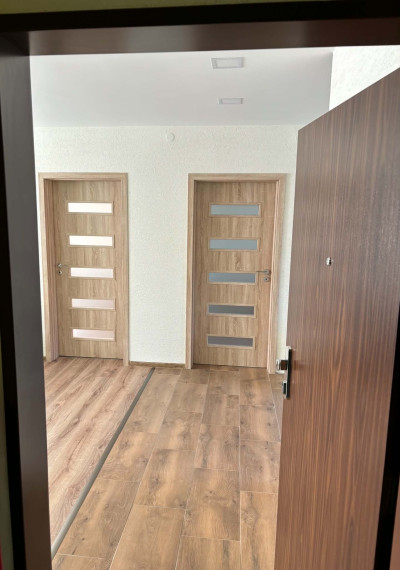 znížená cena -Plešivec - zrekonštruovaný 3 izbový byt na predaj