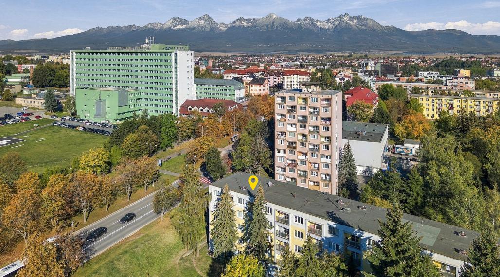 3-IZBOVÝ BYT |  75 M², BALKÓN A CENTRUM NA DOSAH | POPRAD