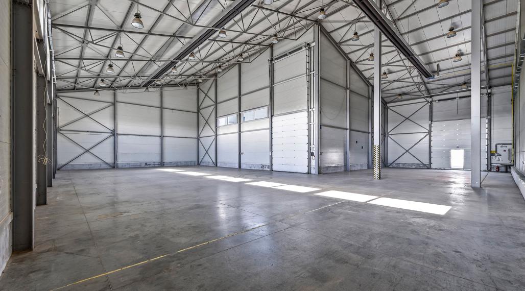 SKLAD/VÝROBNÝ PRIESTOR 636 m², POPRAD – PRIEMYSELNÁ ZÓNA