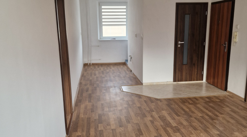 Predaj 3 izbového bytu s balkónom v Revúcej.