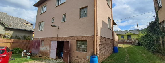 Znížená cena - Na predaj rodinný dom v obci Plešivec
