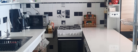 3-IZBOVÝ BYT NA PRENÁJOM EDELÉNYSKA ULICA ROŽŇAVA