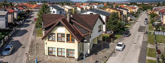 Podnikajte vo veľkom – 120m² priestoru na prenájom v Poprade