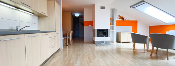 PRENÁJOM 2i apartmán v blízkosti centra s parkovacím miestom, Poprad