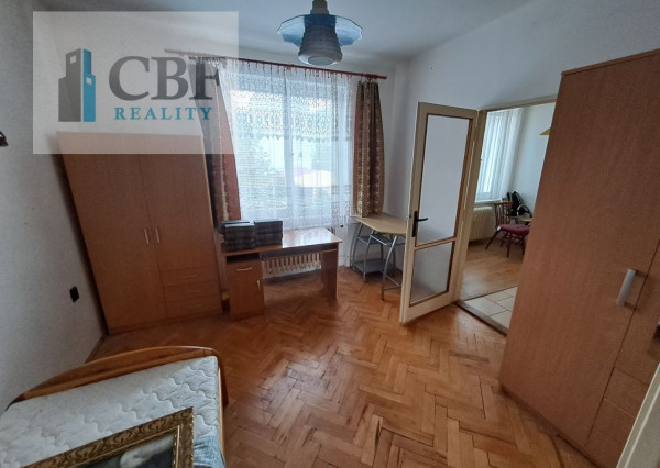 Znížená cena - Na predaj 2 izbový byt s balkónom v Rožňave