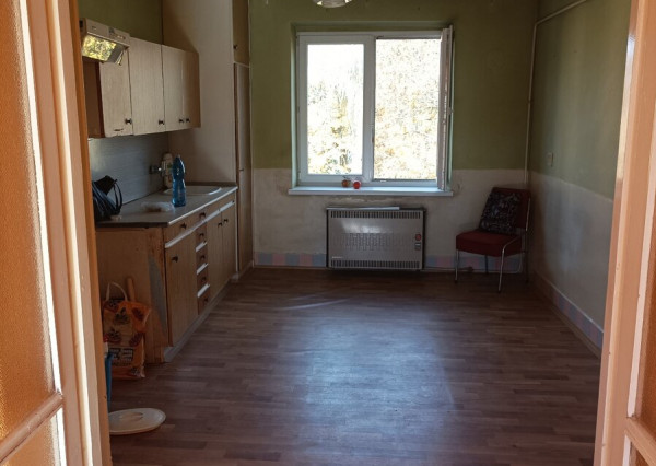2-IZBOVÝ BYT NA PREDAJ, VARGOVÉ POLE