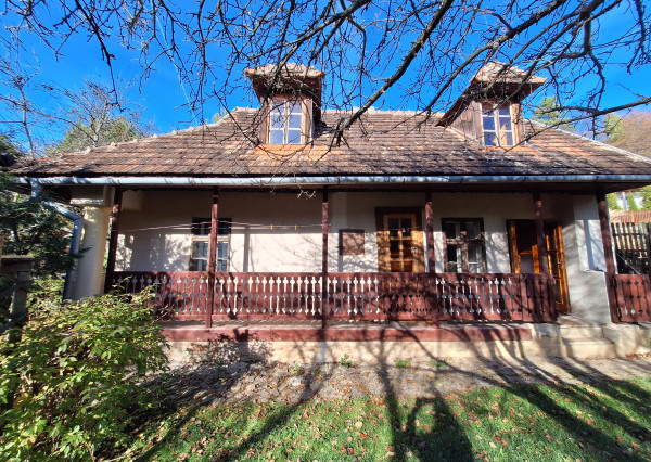 CHALÚPKA V OBCI LÚČKA NA PREDAJ