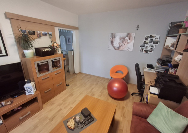 Rezervované - Na predaj 3-izbový byt s balkónom v Rožňave