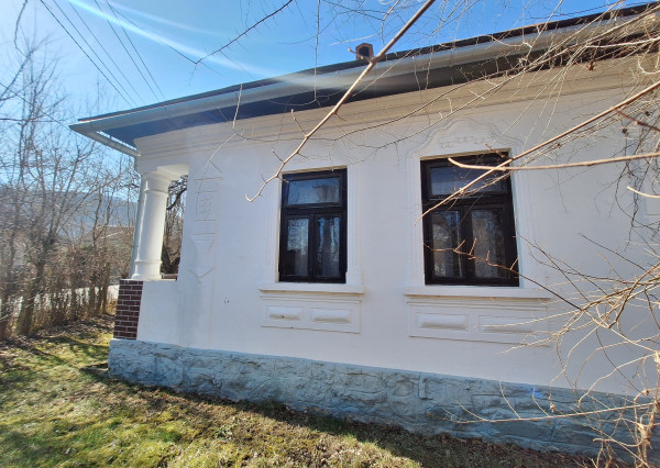 JEDINEČNÁ CHALUPA V OBCI SILICKÁ JABLONICA