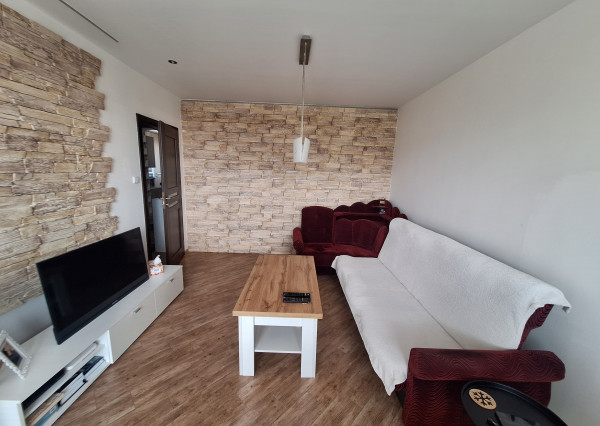 3-IZBOVÝ BYT S BALKÓNOM NA PREDAJ - SÍDLISKO JUH