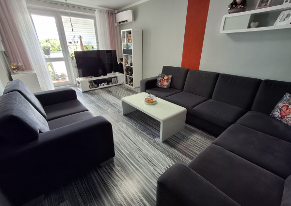Rezervované - Na predaj krásny 3-izbový byt s balkónom v Rožňave