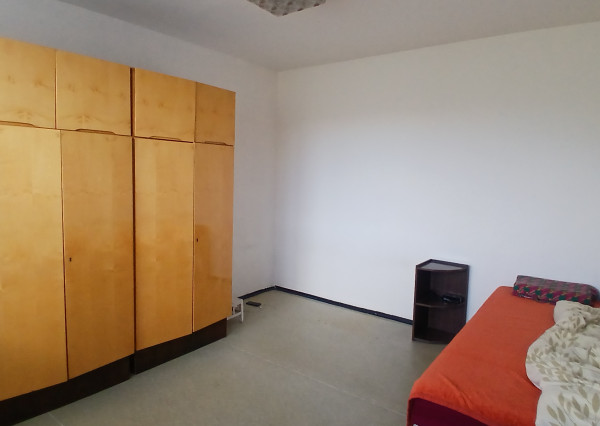 Na predaj 3-izbový byt s balkónom- Slnečná ulica, Rožňava