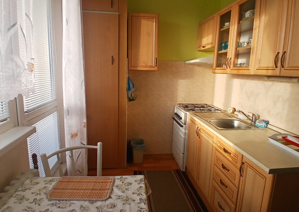 NA PRENÁJOM 1-IZBOVÝ BYT S BALKÓNOM NA SÍDLISKU JUH
