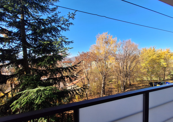 1-IZBOVÝ BYT S DVOMI LOGGIAMI NA PRENÁJOM