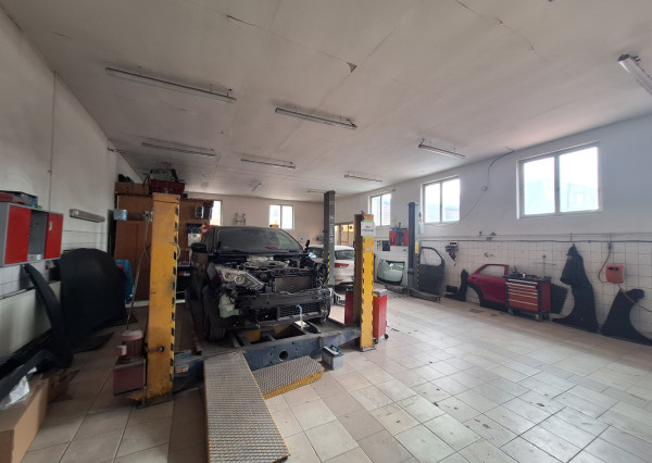 OBJEKT V CENTRE MESTA ROŽŇAVA NA PREDAJ !