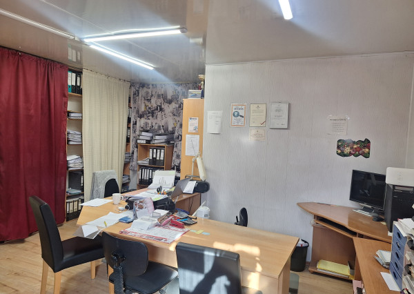 OBJEKT V CENTRE MESTA ROŽŇAVA NA PREDAJ !