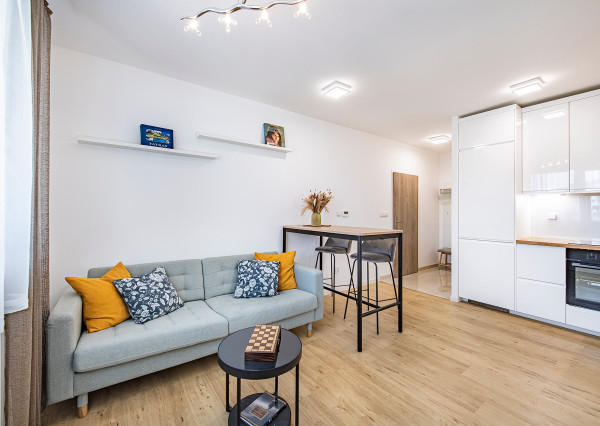 Krásny 2i byt s terasou,parkovaním a výhľadom na Tatry,Poprad