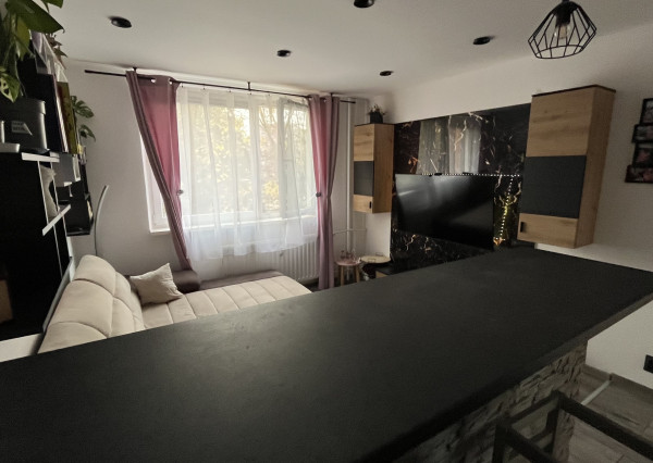 Na predaj 3-izbový byt s balkónom na Zakarpatskej ulici