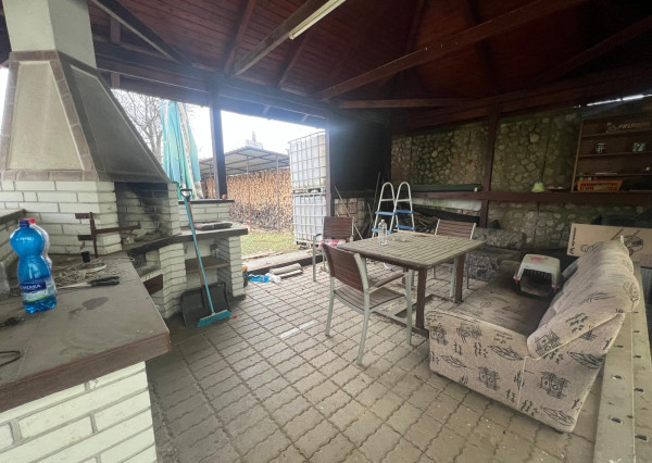 Na prenájom dom  na ulici Tehelná