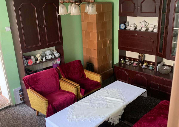 NA PREDAJ DOM S HOSPODÁRSKYM ZÁZEMÍM, ZÁHRADOU V NADABULEJ