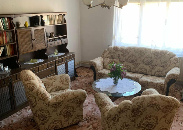 NA PREDAJ DOM S HOSPODÁRSKYM ZÁZEMÍM, ZÁHRADOU V NADABULEJ