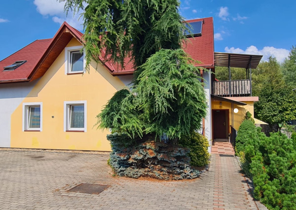 ZABEHNUTÝ BOWLING BAR A UBYTOVANIE NA PREDAJ !