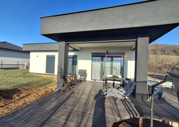 ROŽŇAVA ! NOVOSTAVBA RODINNÉHO DOMU NA PREDAJ